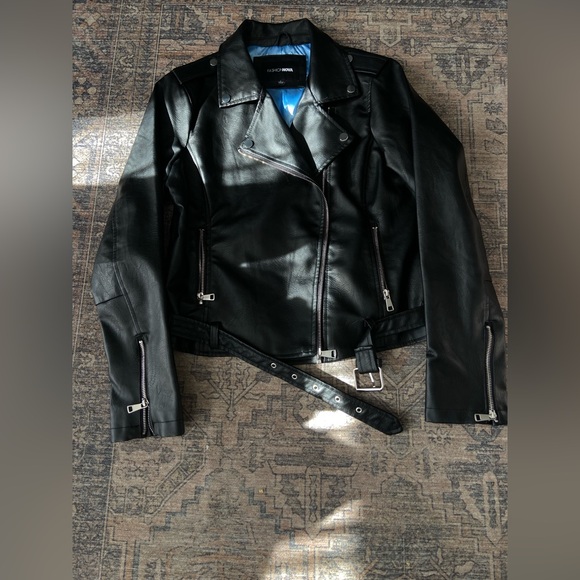 Biker jacket - Picture 1 of 3